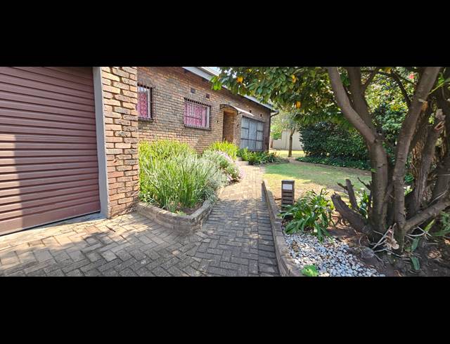 3 BEDROOM SECTIONAL TITLE FOR SALE IN DEL JUDOR
